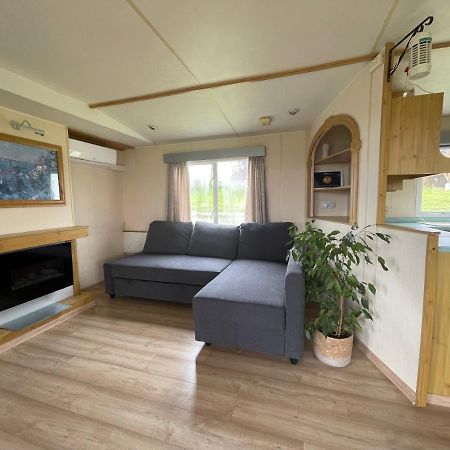 Mobilheim Atlas Villa V. - Vyrovicka Prehrada Znojmo Buitenkant foto